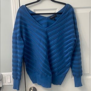 LANE BRYANT two-tone blue v-neck sweater 18/20